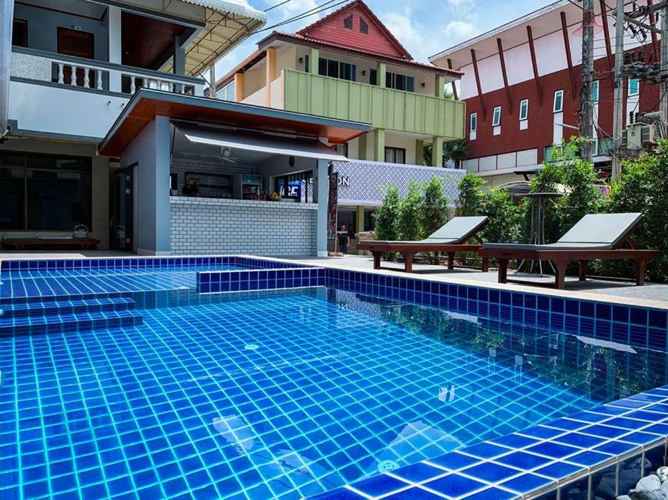 Coconut Grove Hotel Samui หาดเฉวง ภายนอก รูปภาพ